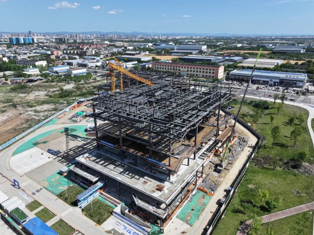 一線傳真│奮斗不止，筑鼎未來——市博物館建設(shè)項(xiàng)目主體結(jié)構(gòu)順利封頂