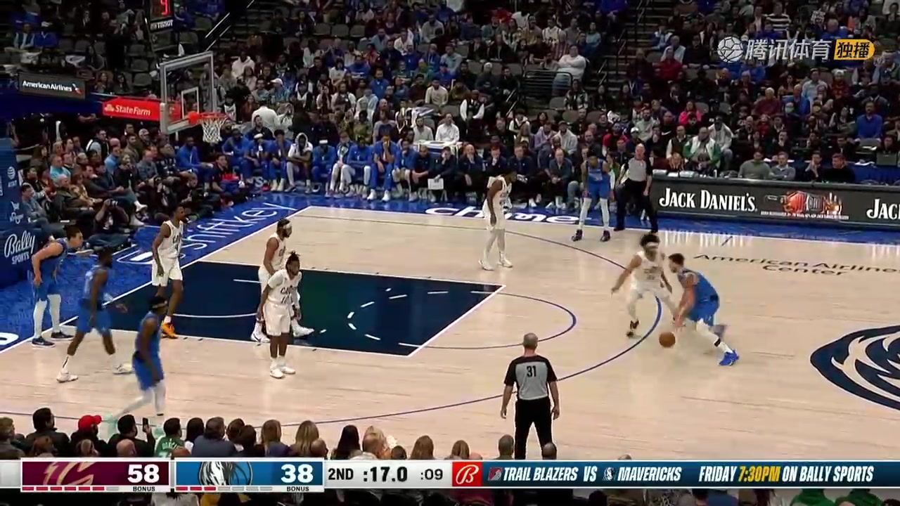 魔術(shù)師附體！東契奇神仙不看人背傳 畢竟周最佳助攻TOP10！